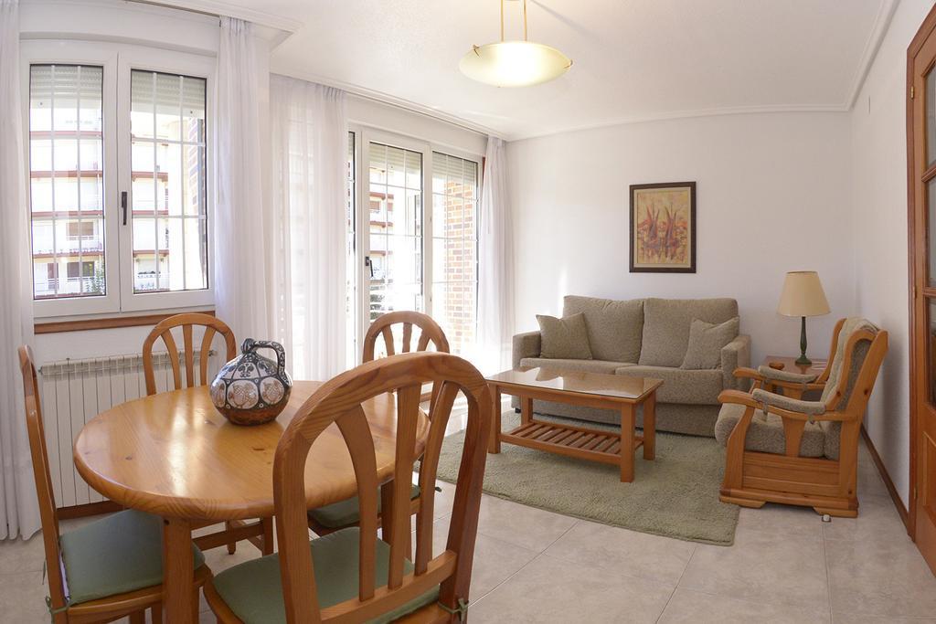 Apartamentos La Terraza Laredo Room photo